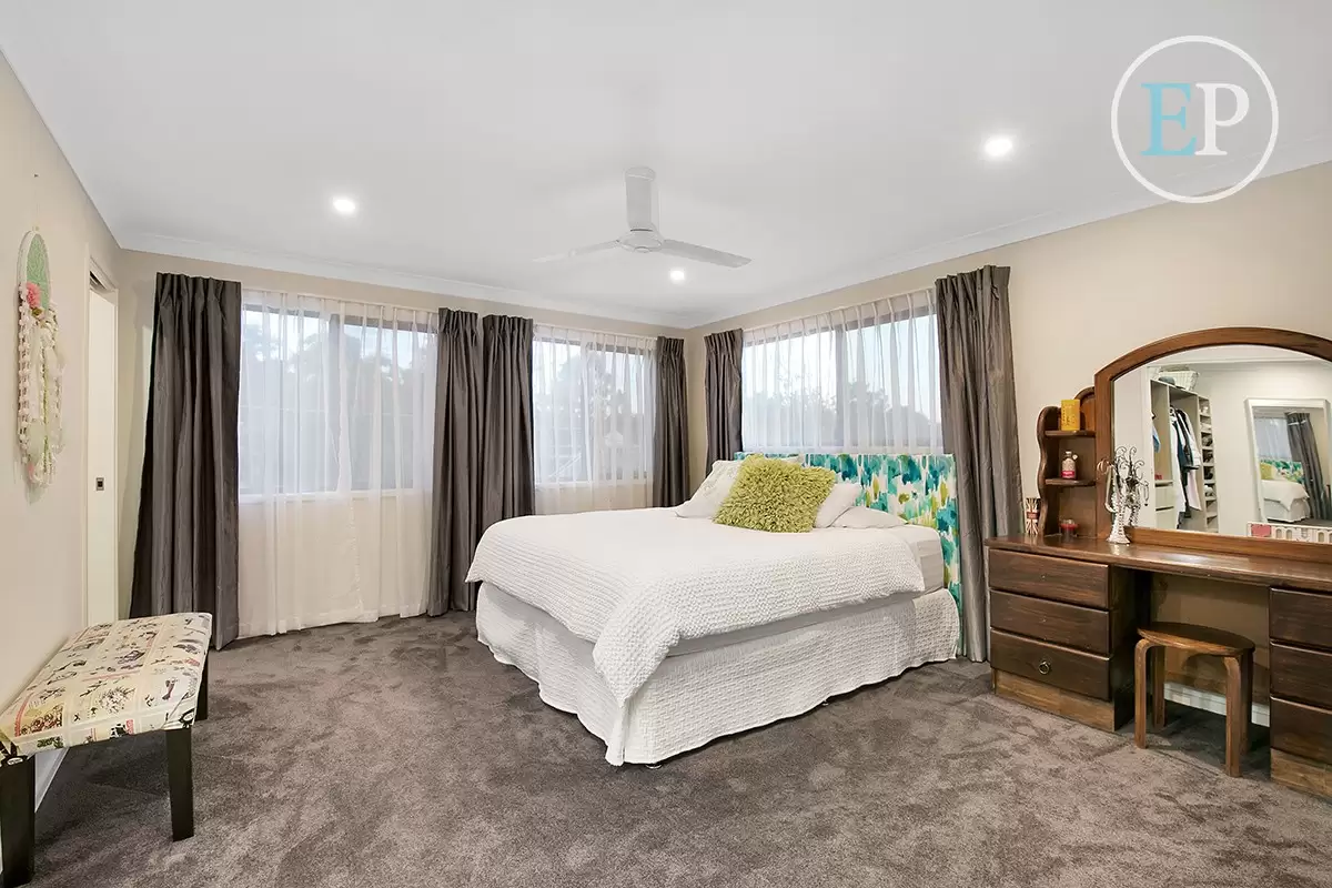 260 Kitchener Road, Stafford Heights Sold by Queensland Sotheby's International Realty - image 1
