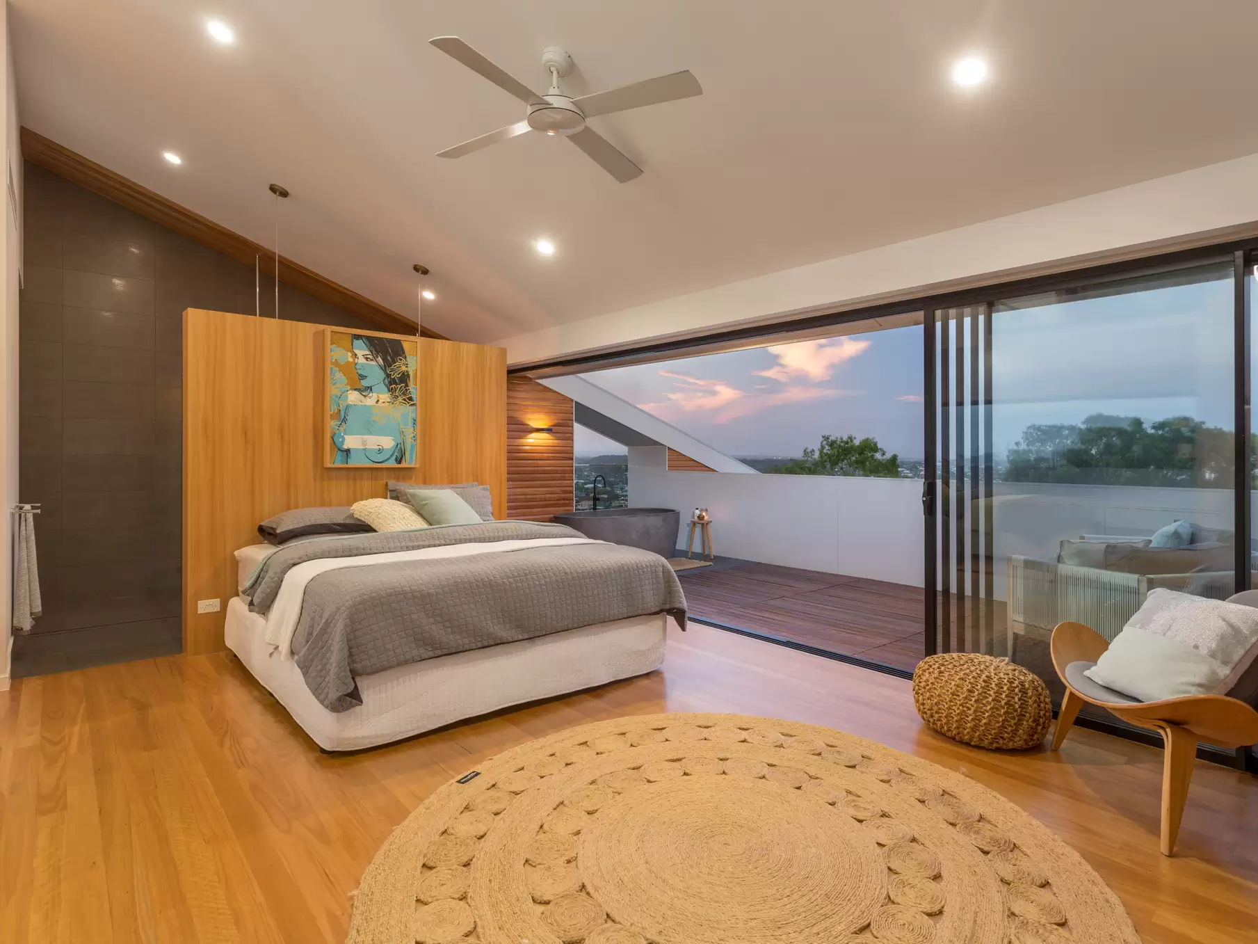 45 Hill Avenue, Burleigh Heads Sold by Queensland Sotheby's International Realty - image 1