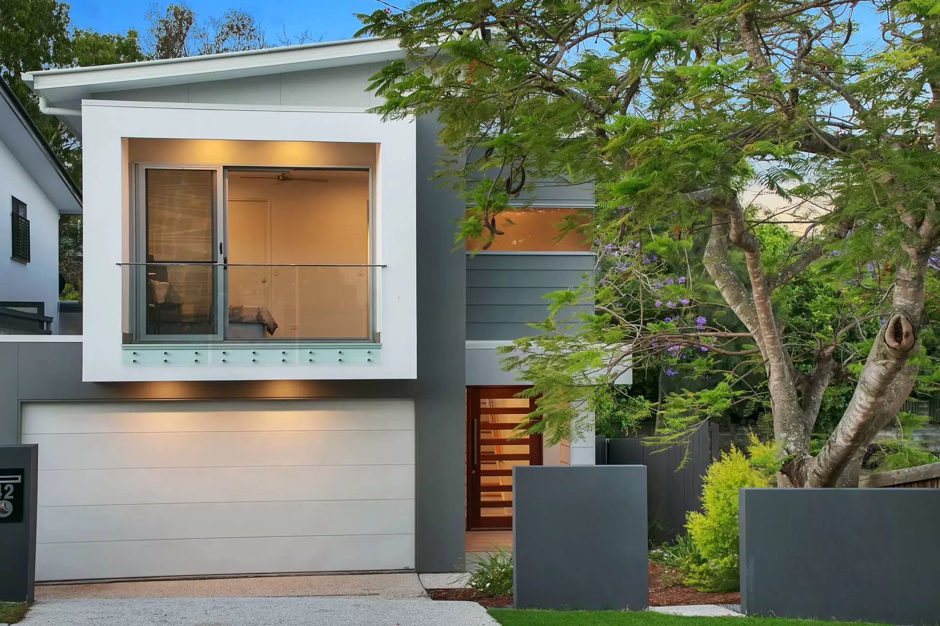 42 Melbourne Avenue, Camp Hill Sold by Queensland Sotheby's International Realty - image 1