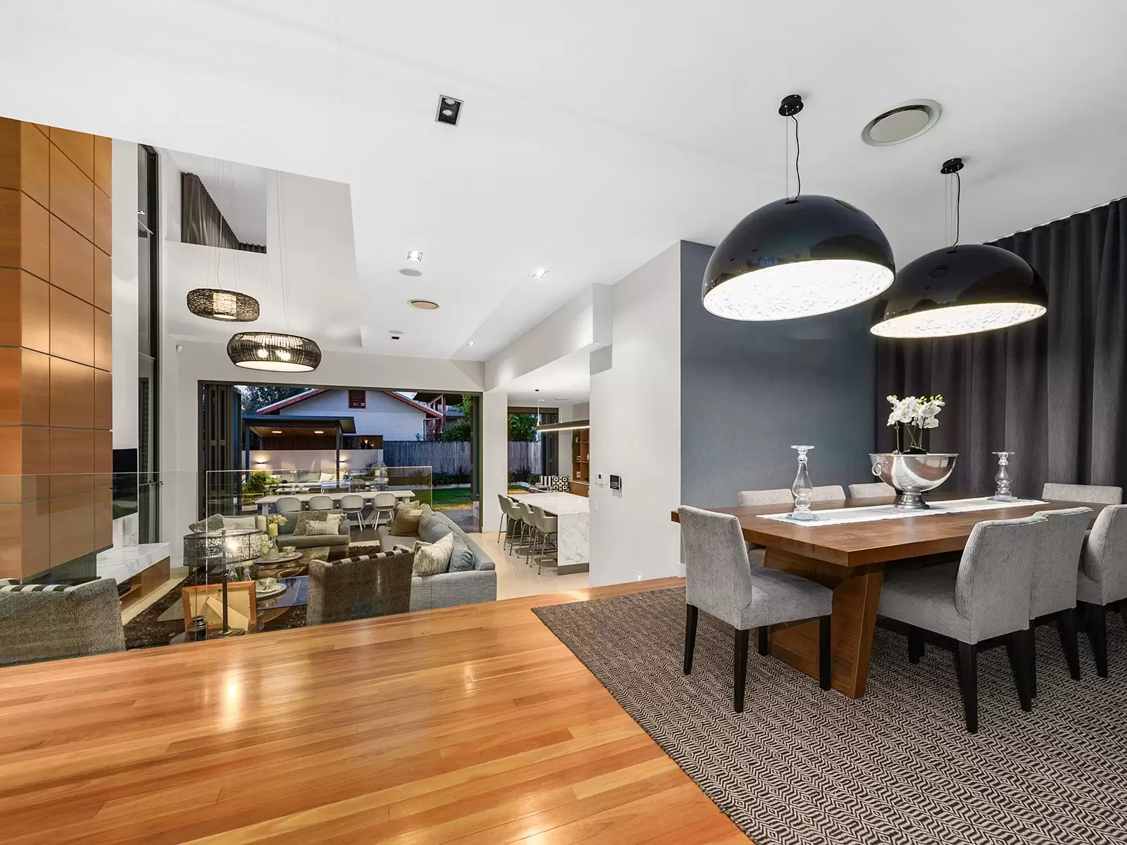 91 Elliott Street, Hawthorne Sold by Queensland Sotheby's International Realty - image 1