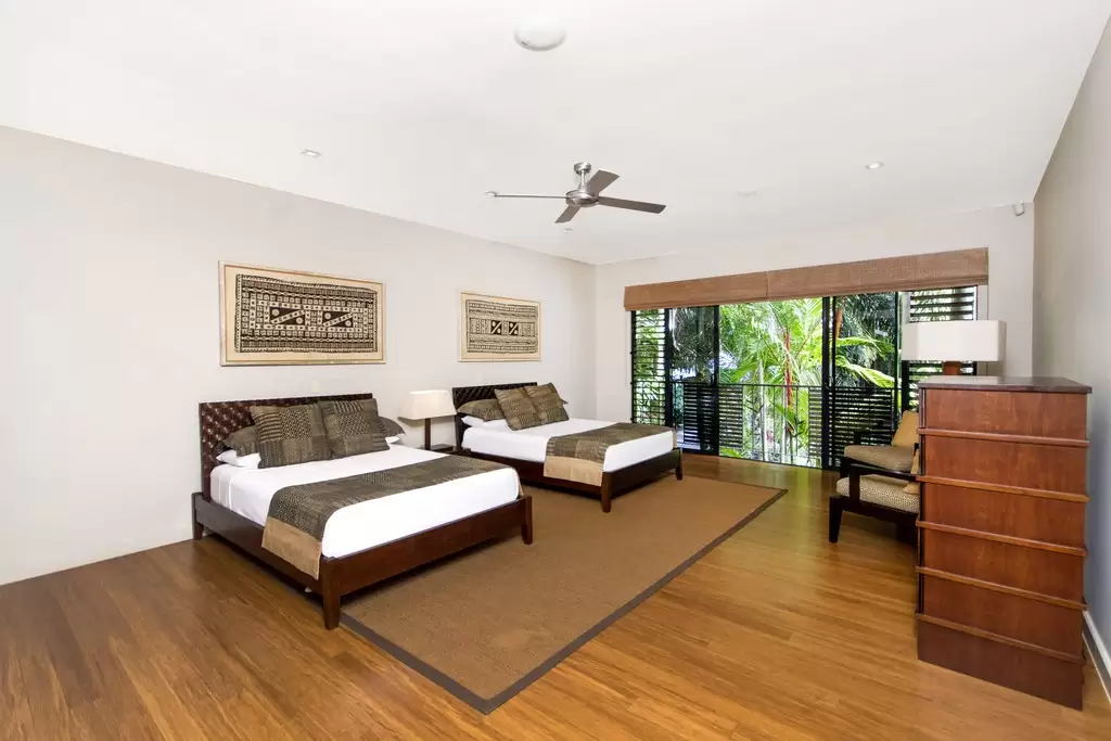 35 Beachfront Mirage Drive, Port Douglas Sold by Queensland Sotheby's International Realty - image 1