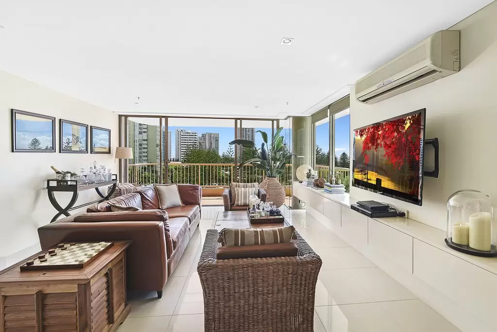 802/1 Peak Avenue, Main Beach Sold by Queensland Sotheby's International Realty - image 1