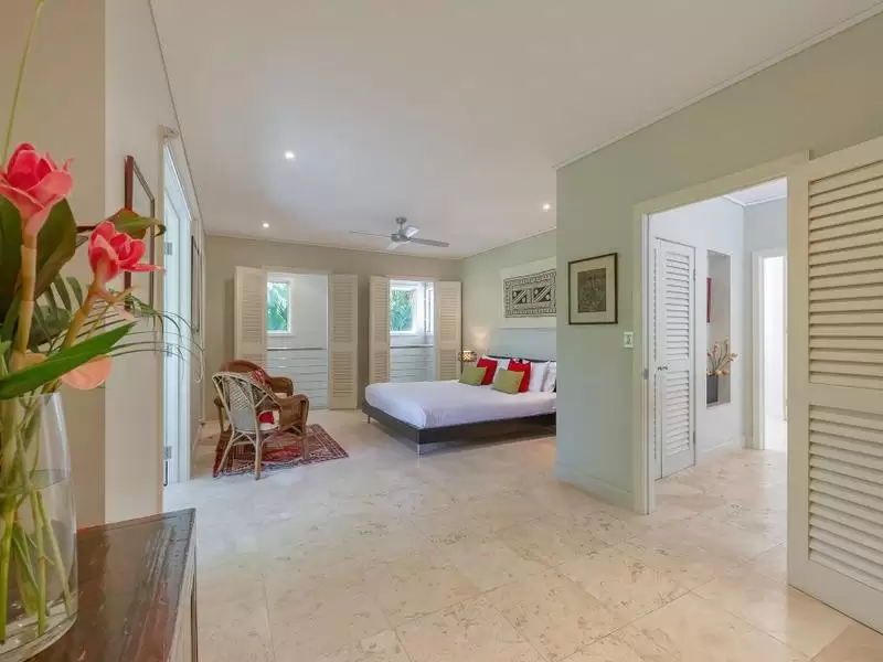 10/31 Murphy Street, Port Douglas Sold by Queensland Sotheby's International Realty - image 1