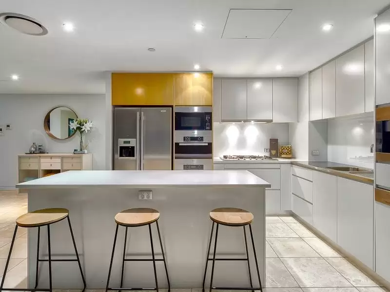 403/483 Adelaide Street, Brisbane City Sold by  - image 1