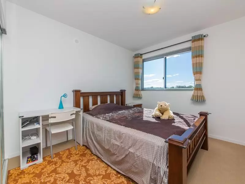 306/15 Compass Drive, Biggera Waters Leased by  - image 1