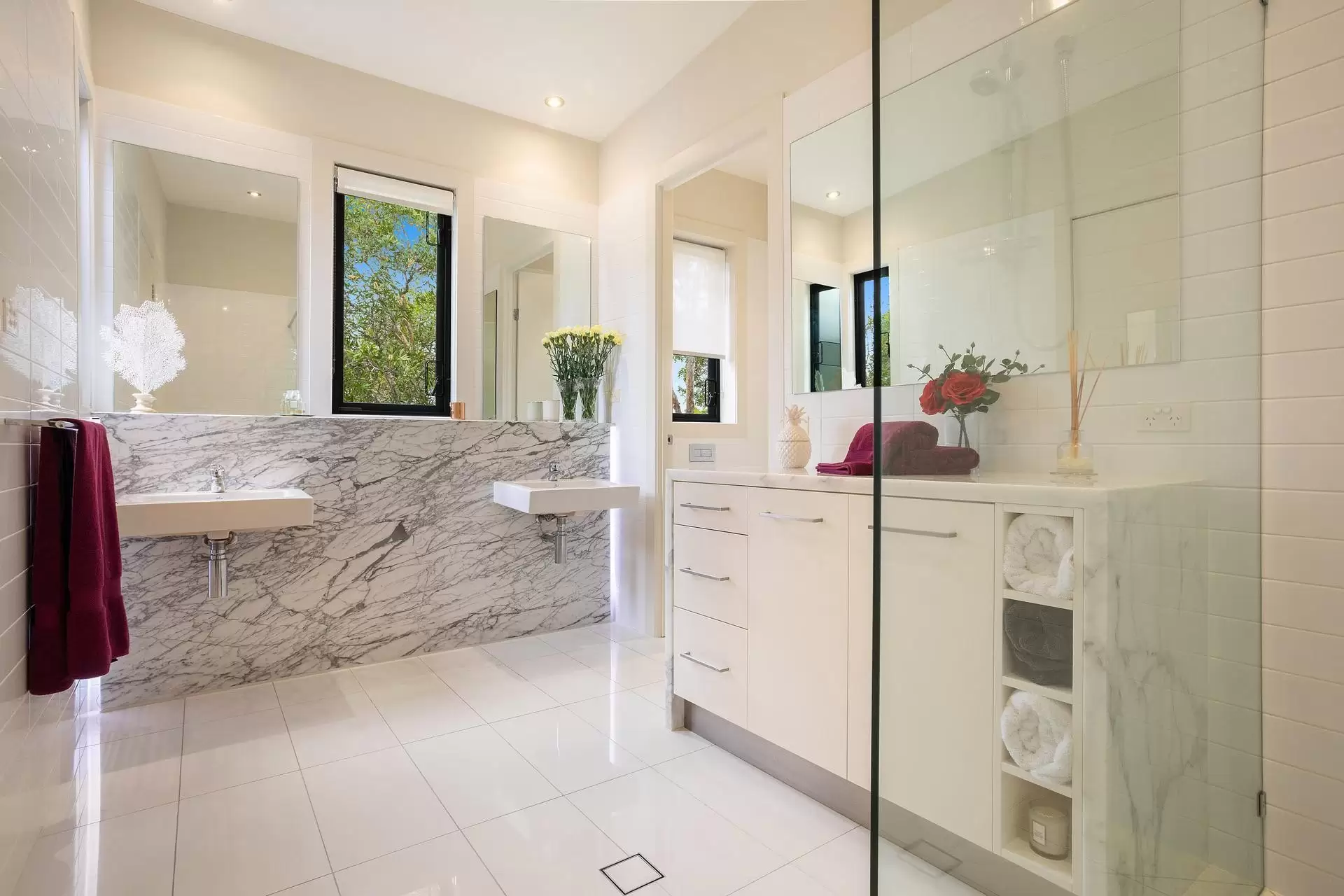 21 Casuarina Court, South Stradbroke Sold by Queensland Sotheby's International Realty - image 1
