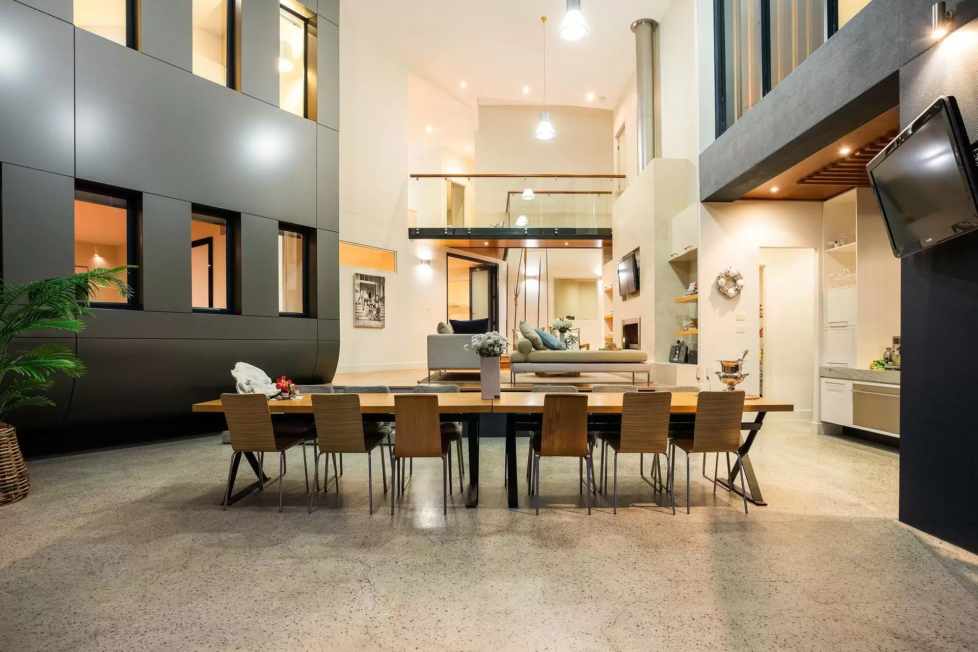 21 Casuarina Court, South Stradbroke Sold by Queensland Sotheby's International Realty - image 1