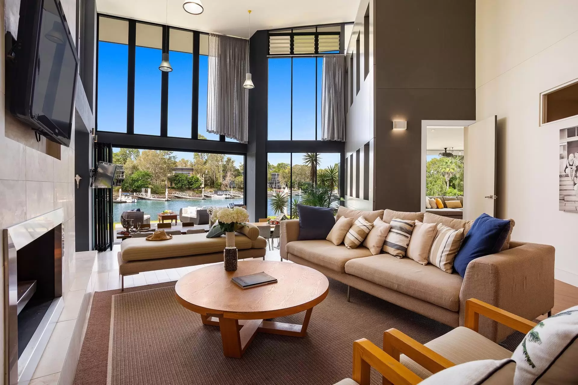 21 Casuarina Court, South Stradbroke Sold by Queensland Sotheby's International Realty - image 1
