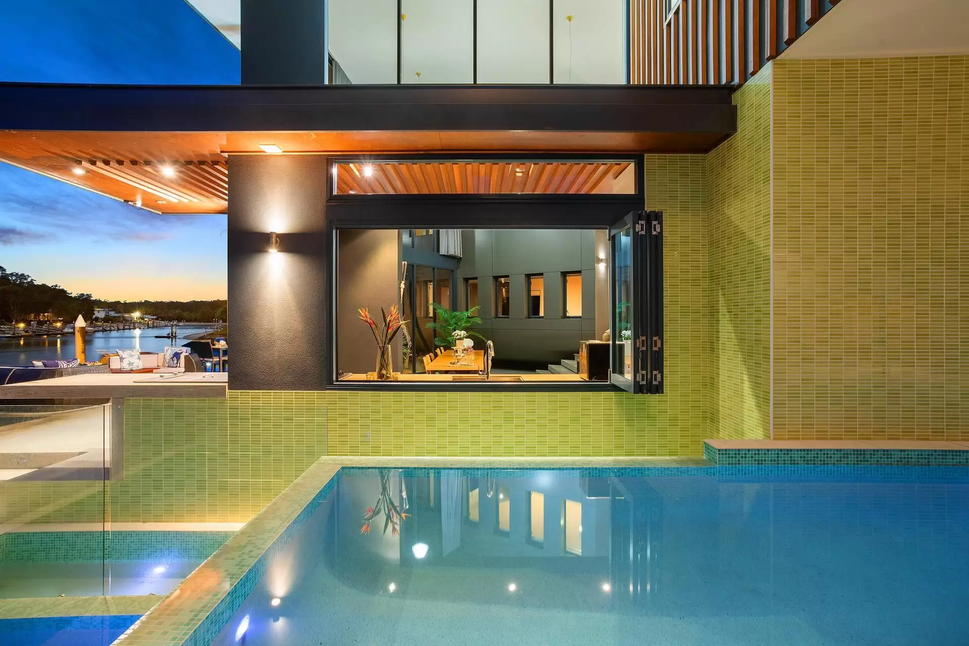 21 Casuarina Court, South Stradbroke Sold by Queensland Sotheby's International Realty - image 1