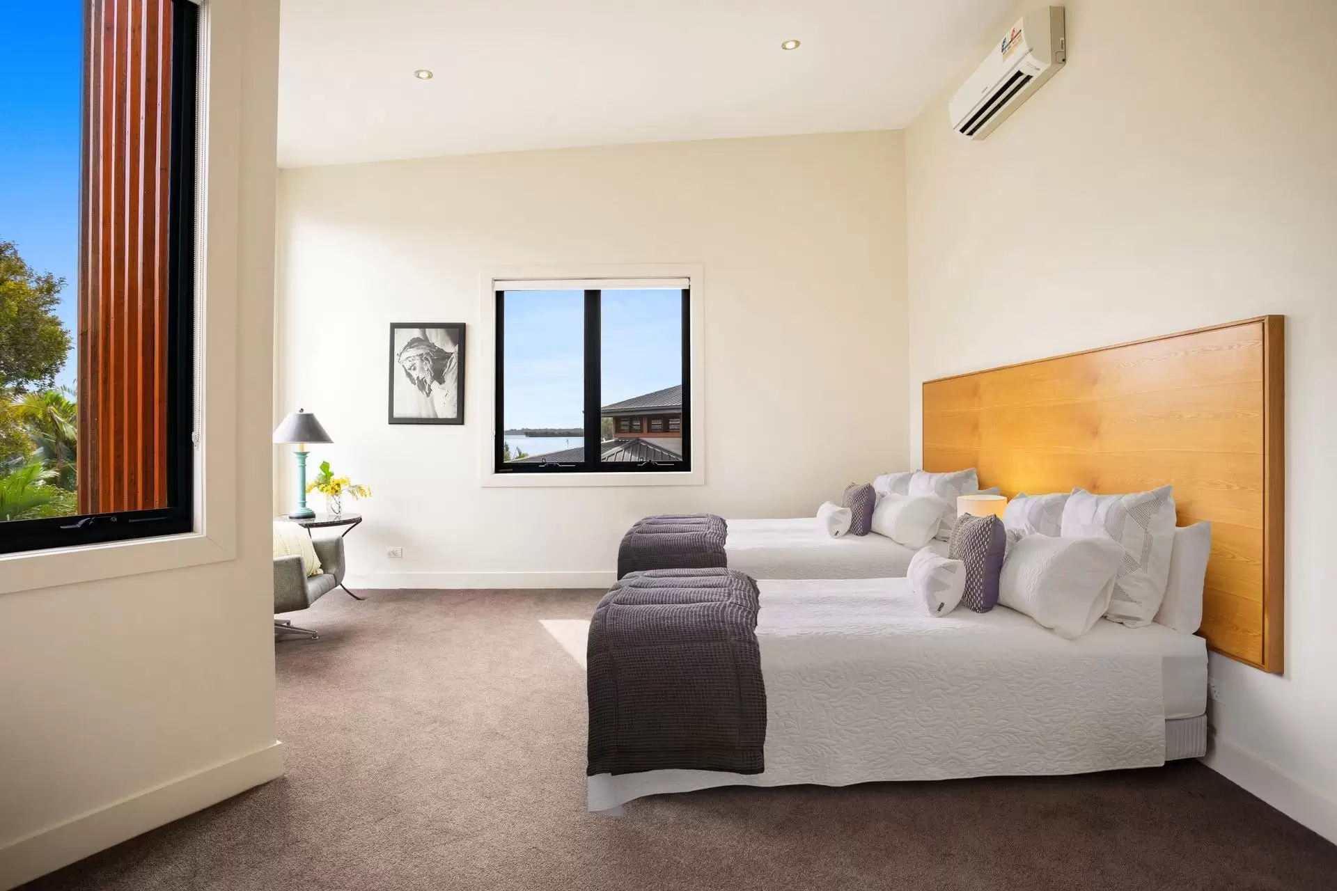 21 Casuarina Court, South Stradbroke Sold by Queensland Sotheby's International Realty - image 1