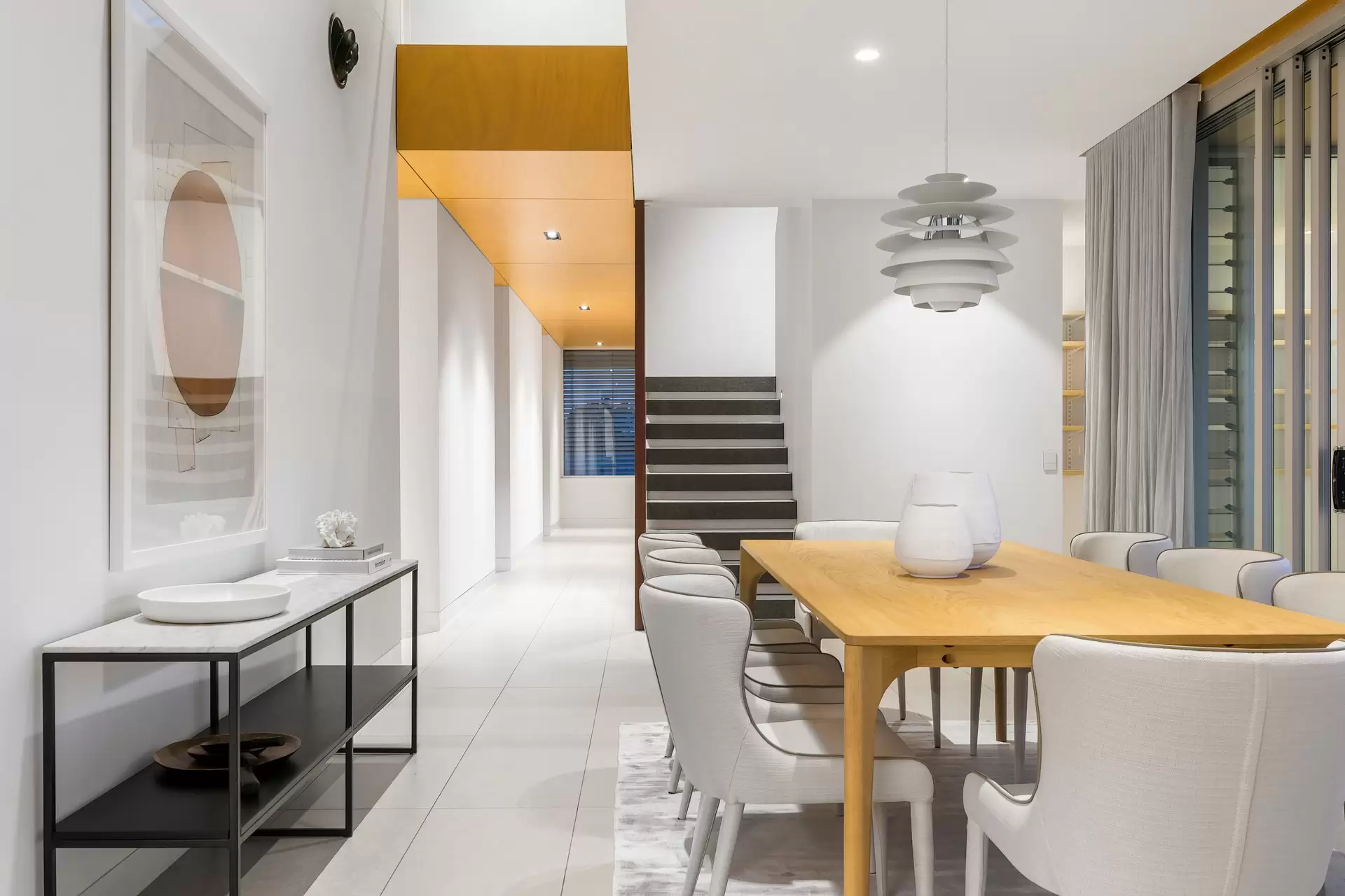 302 Woodroffe Avenue, Main Beach Sold by Queensland Sotheby's International Realty - image 1