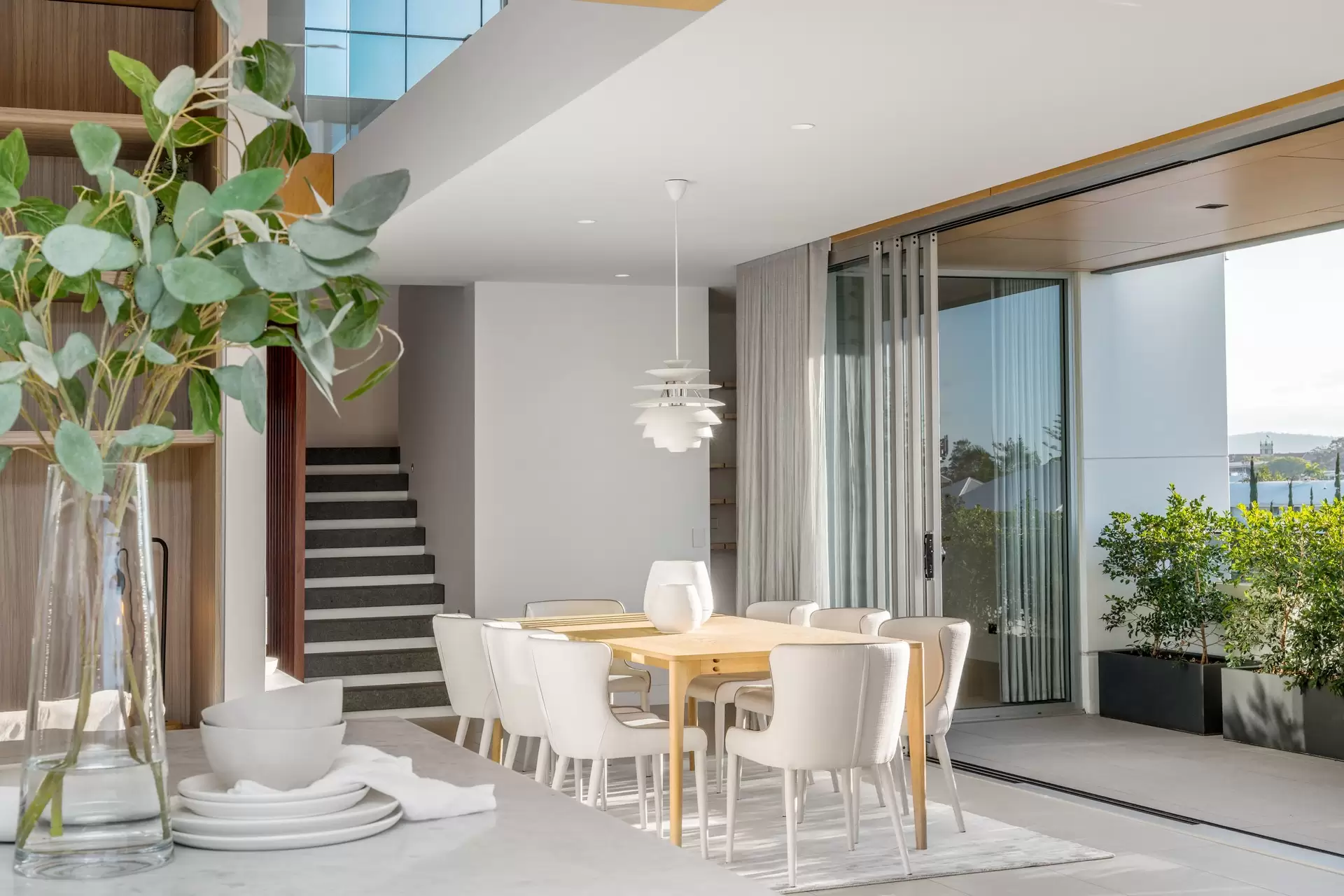 302 Woodroffe Avenue, Main Beach Sold by Queensland Sotheby's International Realty - image 1