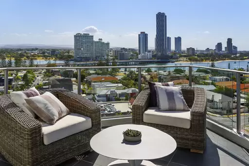 14/19 Peak Avenue, Main Beach Sold by Queensland Sotheby's International Realty