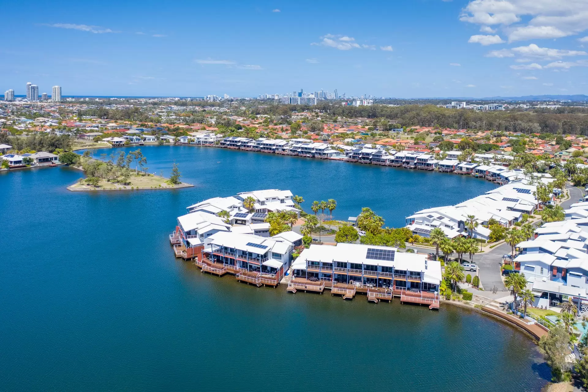 88/181 Lae Drive, Coombabah Sold by Queensland Sotheby's International Realty - image 1