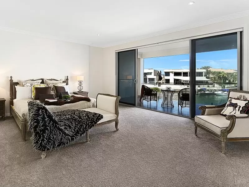 56 King Charles Drive, Sovereign Islands Sold by Queensland Sotheby's International Realty - image 1