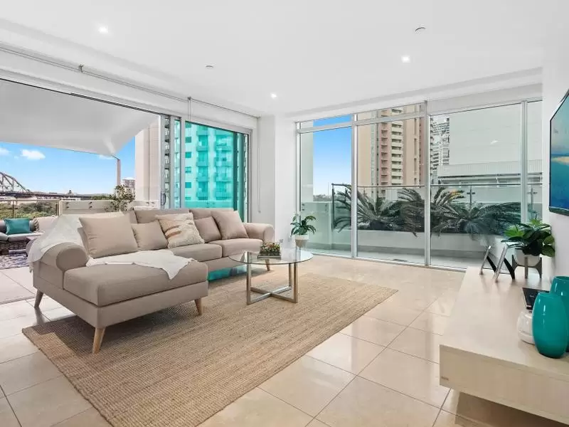 403/483 Adelaide Street, Brisbane City Sold by  - image 1