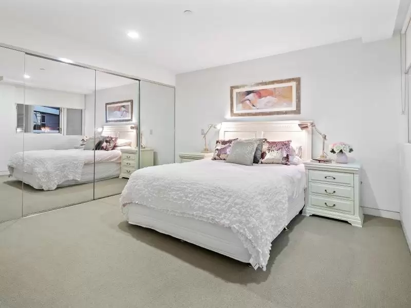 403/483 Adelaide Street, Brisbane City Sold by Queensland Sotheby's International Realty - image 1