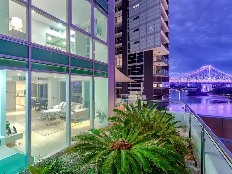 403/483 Adelaide Street, Brisbane City Sold by Queensland Sotheby's International Realty - image 1