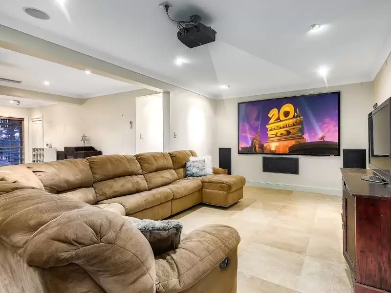 4 Dellwood Court, Ferny Hills Sold by Queensland Sotheby's International Realty - image 1