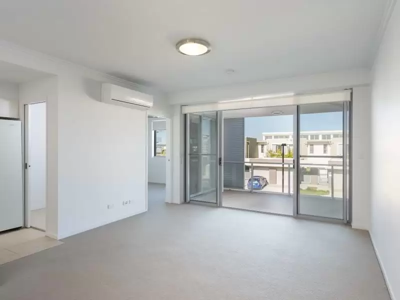 308/49 Varsity Parade, Varsity Lakes Leased by Queensland Sotheby's International Realty