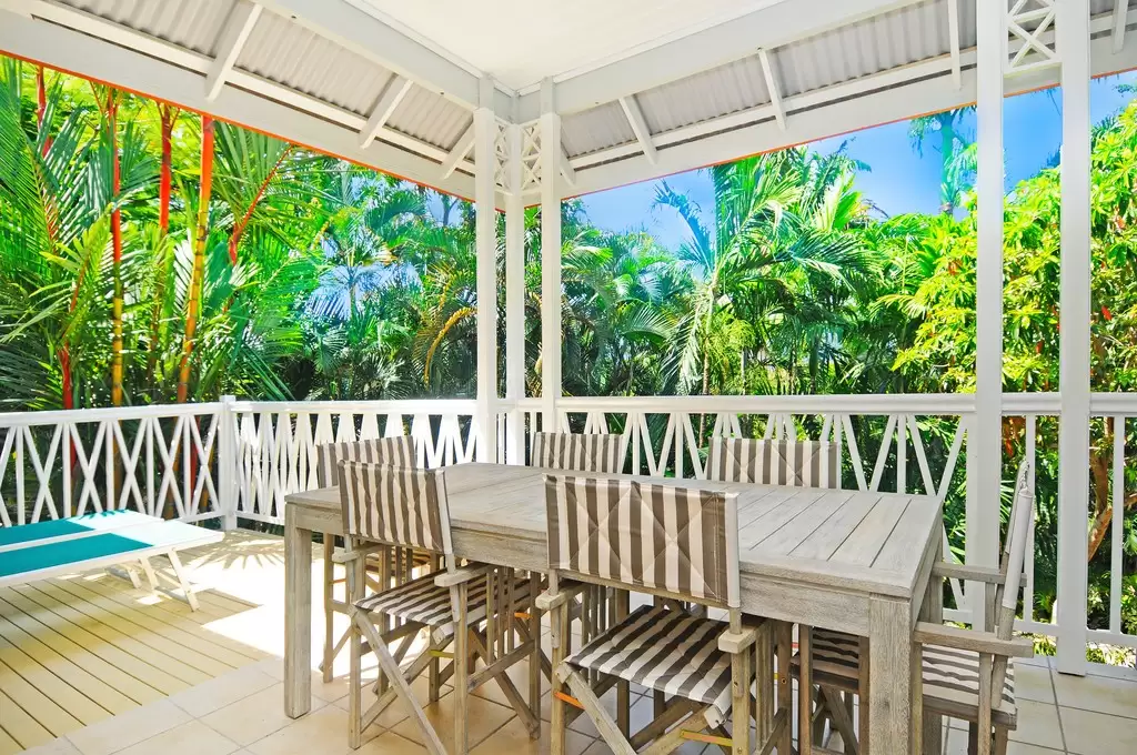 1/31 Murphy Street, Port Douglas Sold by  - image 1