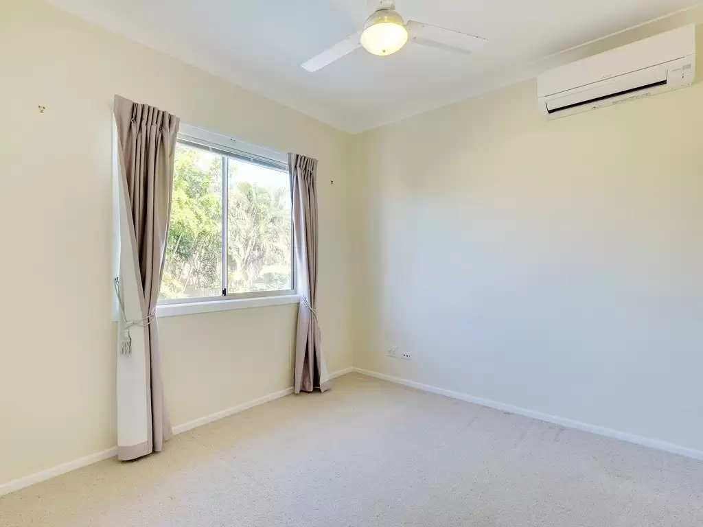 101 Armstrong Road, Cannon Hill Leased by  - image 1