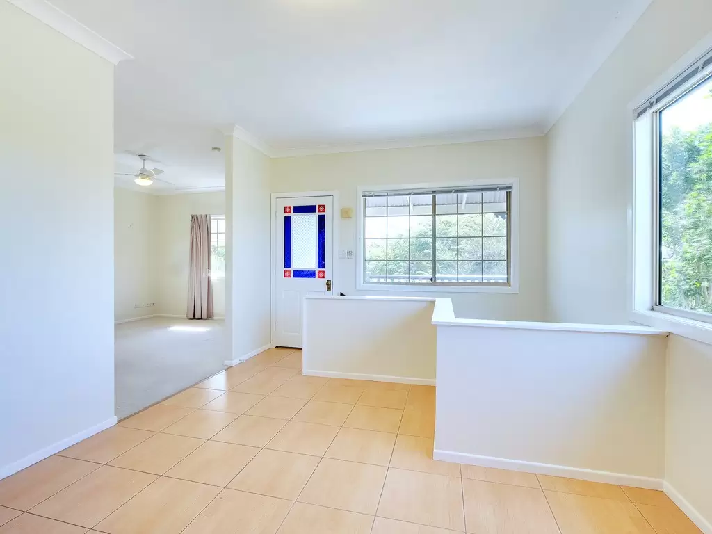 101 Armstrong Road, Cannon Hill Leased by  - image 1