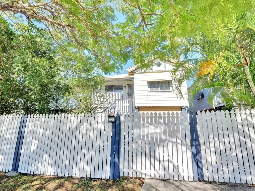 101 Armstrong Road, Cannon Hill Leased by 