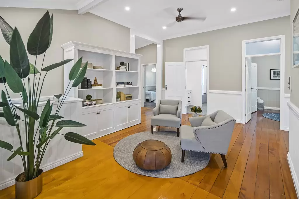 36 Henry Street, Wooloowin Sold by  - image 1