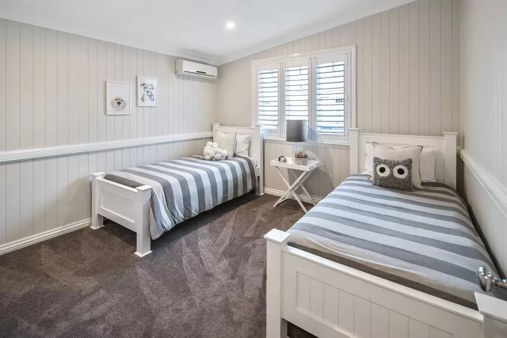 36 Henry Street, Wooloowin Sold by Queensland Sotheby's International Realty - image 1