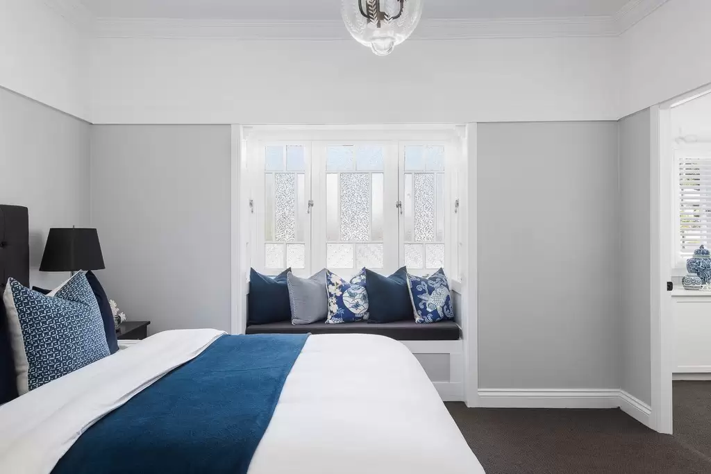 15 Arinya Road, Ashgrove Sold by Queensland Sotheby's International Realty - image 1