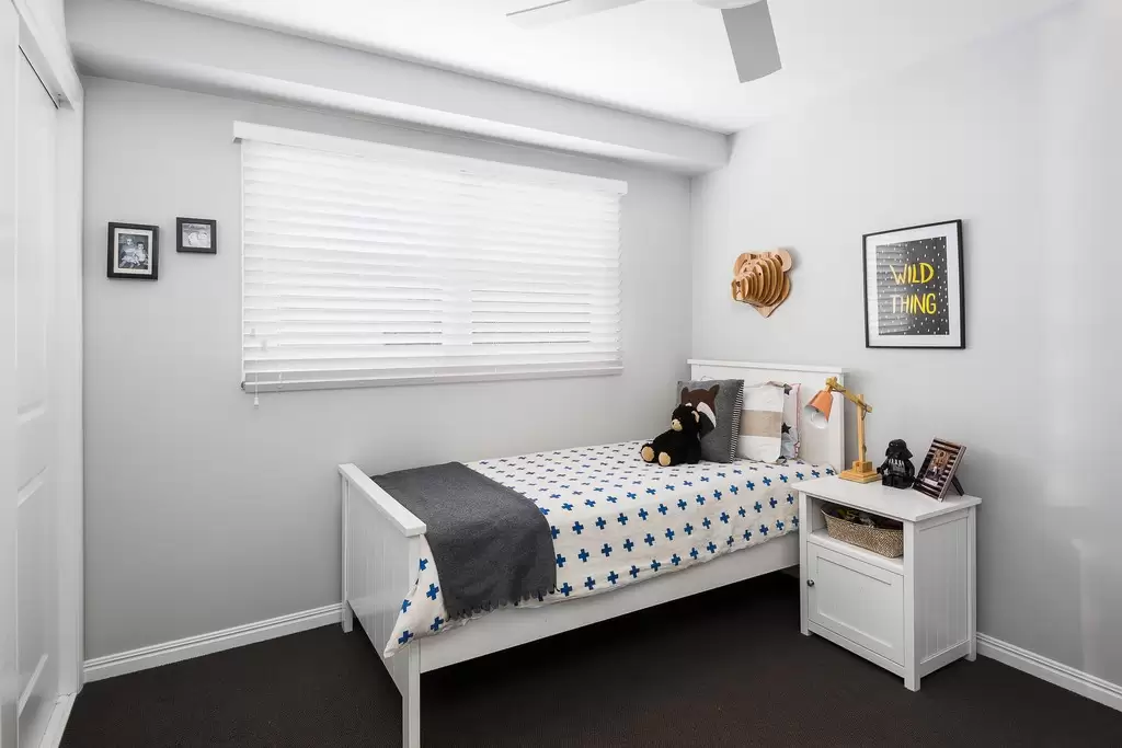 15 Arinya Road, Ashgrove Sold by Queensland Sotheby's International Realty - image 1