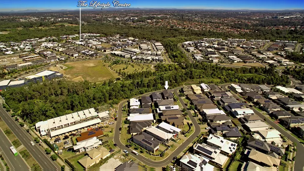 19 Platypus Circuit, Rochedale Sold by Queensland Sotheby's International Realty - image 1
