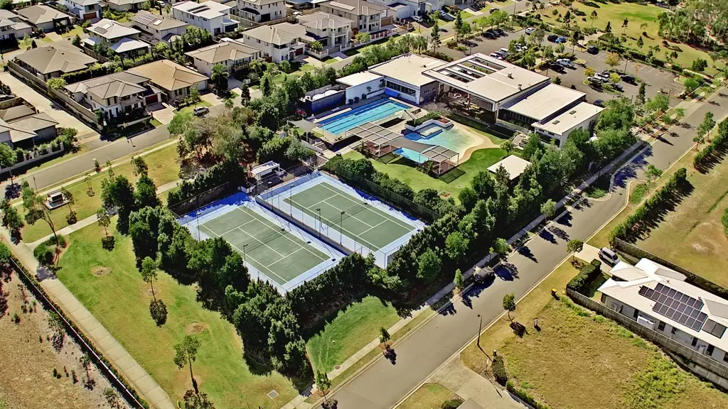 19 Platypus Circuit, Rochedale Sold by Queensland Sotheby's International Realty - image 1