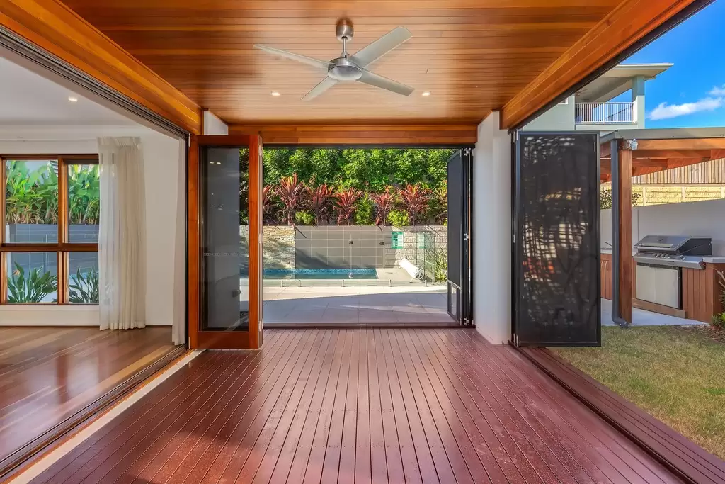 19 Platypus Circuit, Rochedale Sold by  - image 1