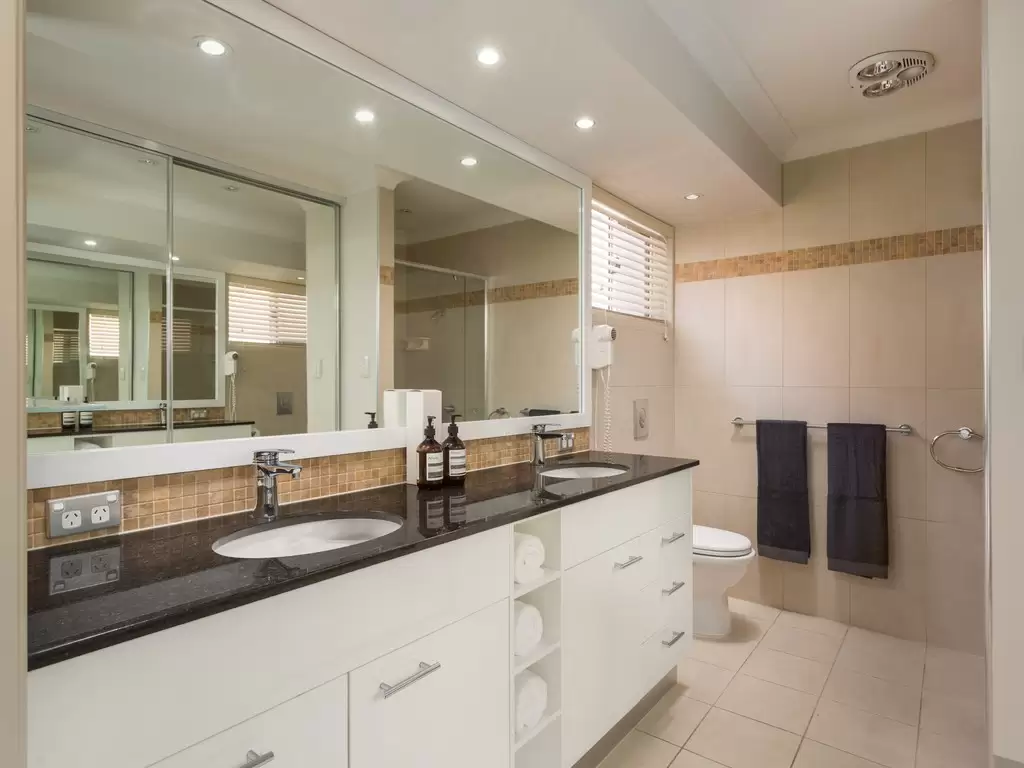 6 Donegal Crescent, Sorrento Sold by  - image 1