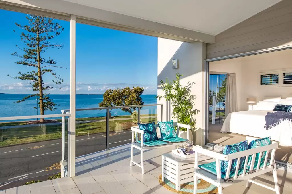 193 Wynnum Esplanade, Wynnum Sold by  - image 1