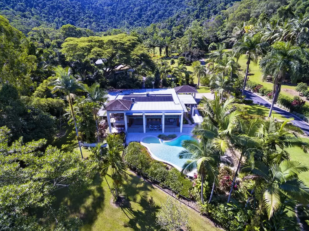 82 Santacatterina Road, Port Douglas Sold by Queensland Sotheby's International Realty - image 1