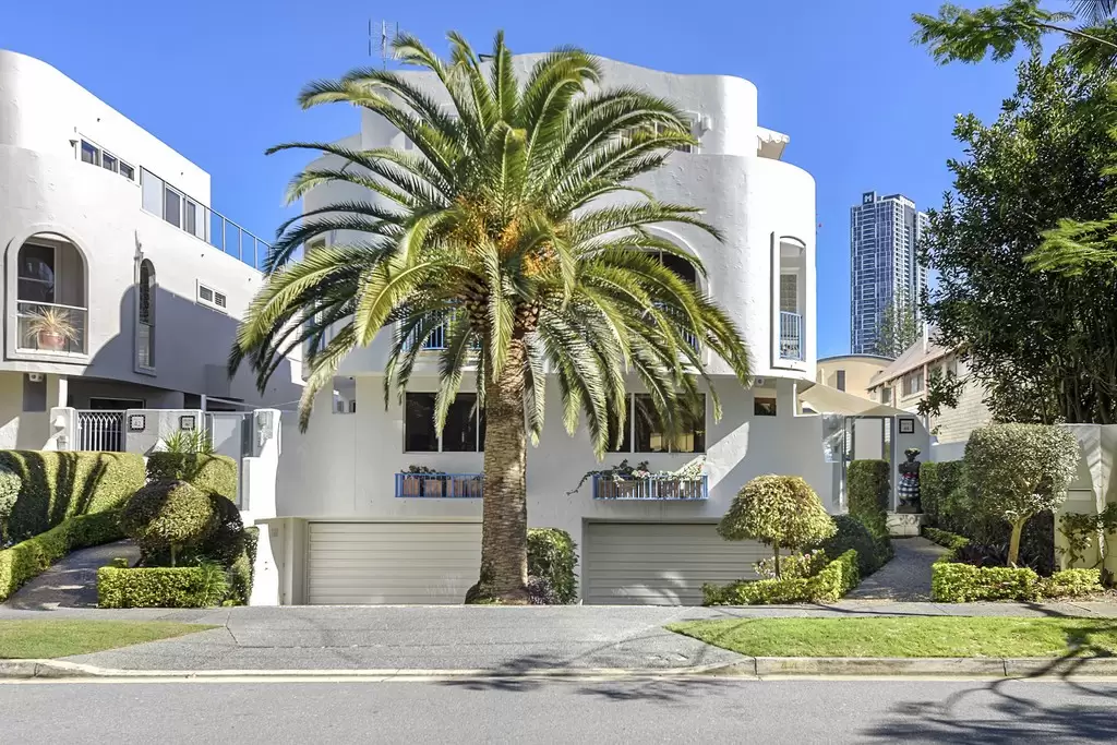 2/44 Tedder Avenue, Main Beach Sold by  - image 1