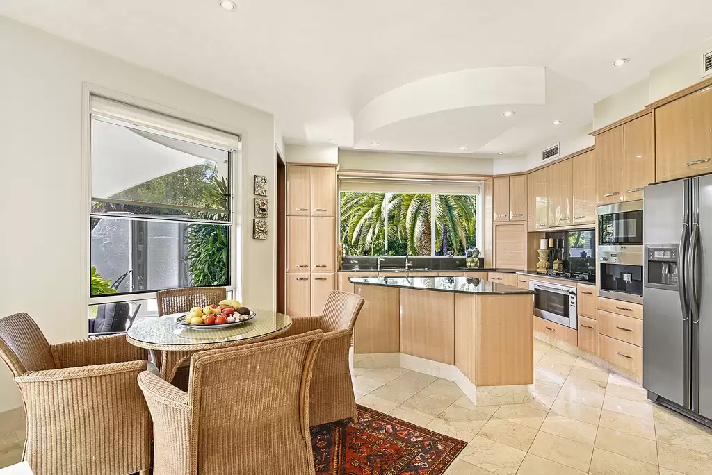 2/44 Tedder Avenue, Main Beach Sold by  - image 1