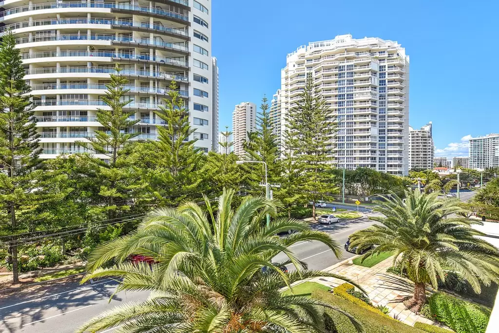 2/44 Tedder Avenue, Main Beach Sold by Queensland Sotheby's International Realty - image 1