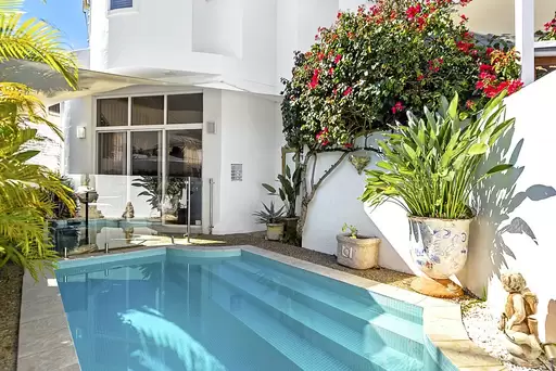 2/44 Tedder Avenue, Main Beach Sold by Queensland Sotheby's International Realty