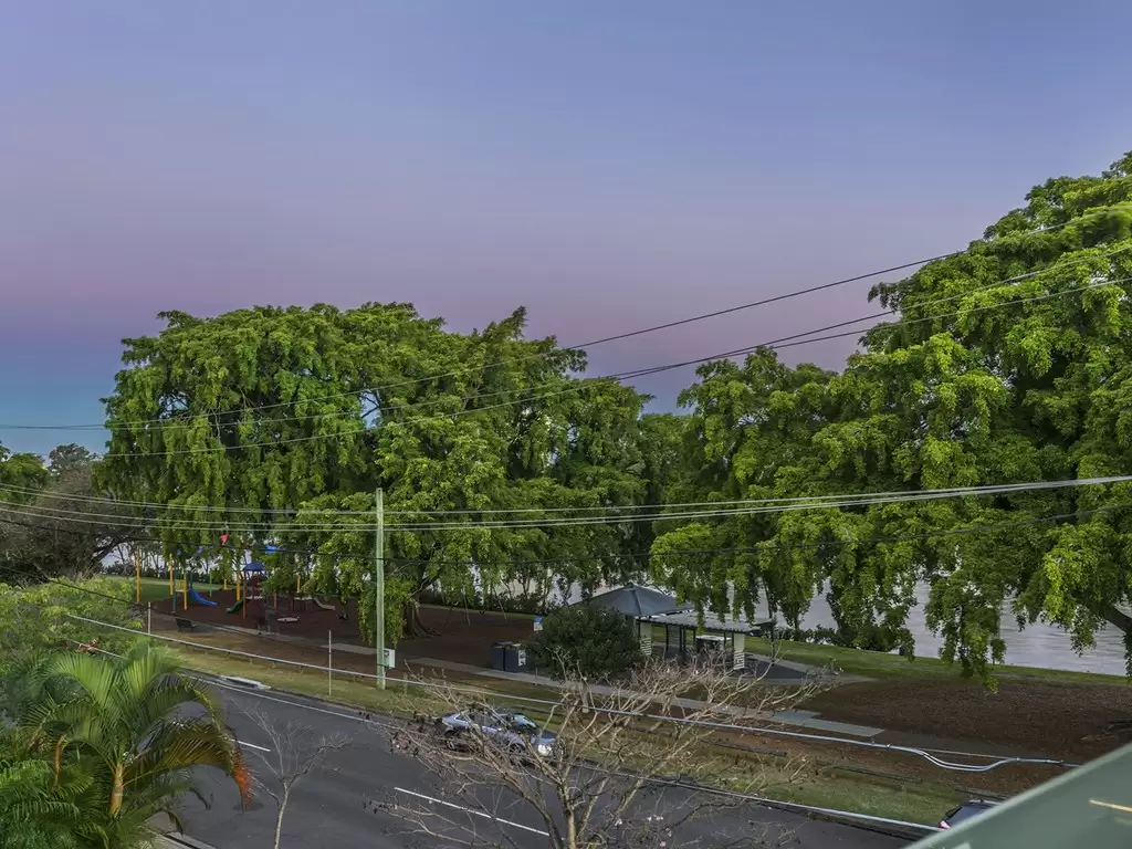 51 Orleigh Street, West End Sold by Queensland Sotheby's International Realty - image 1