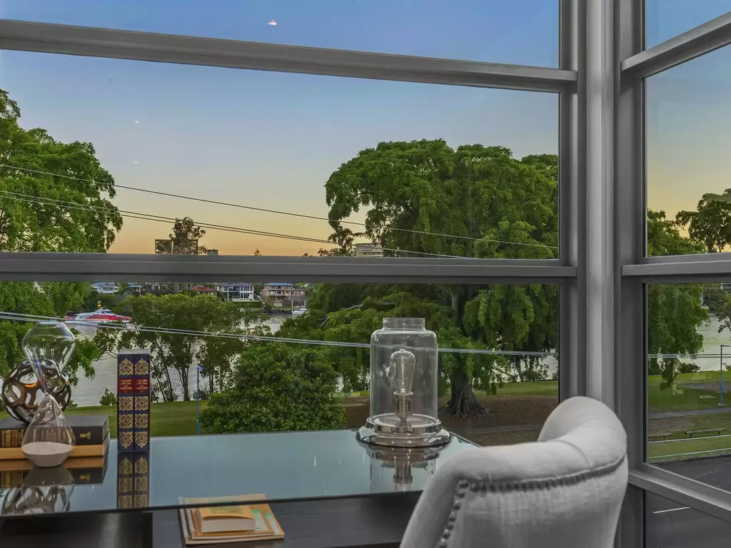 51 Orleigh Street, West End Sold by Queensland Sotheby's International Realty - image 1
