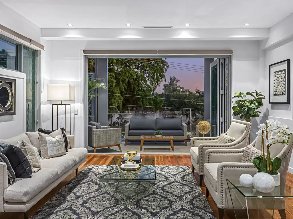 51 Orleigh Street, West End Sold by  - image 1