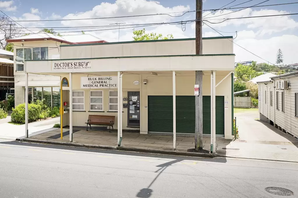 124 Mcilwraith Avenue, Norman Park Sold by 