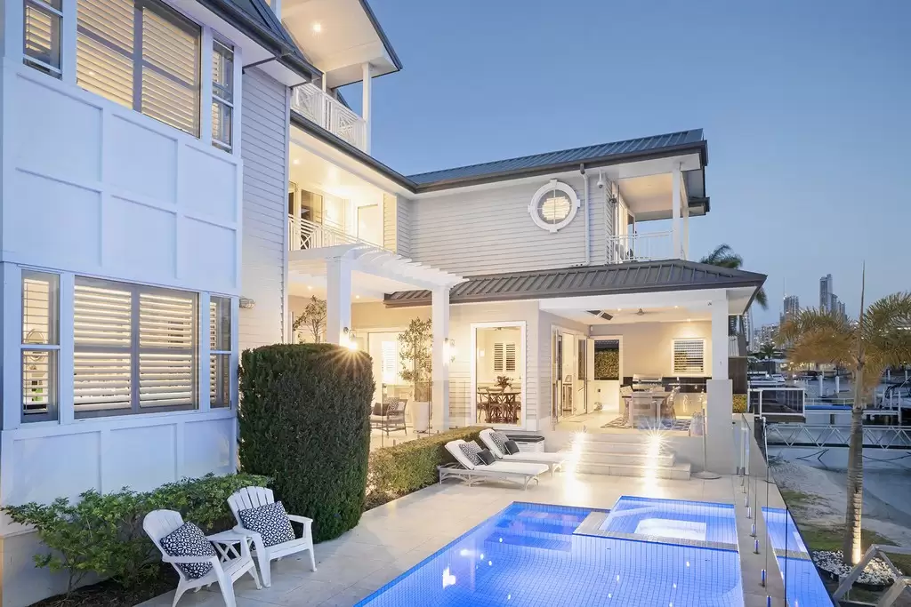 20 Neptune Court, Paradise Waters Sold by Queensland Sotheby's International Realty - image 1