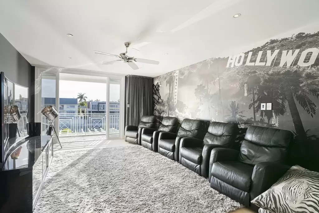 20 Neptune Court, Paradise Waters Sold by Queensland Sotheby's International Realty - image 1
