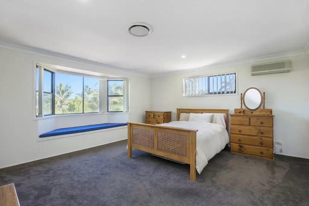 7 Forster Avenue, Sorrento Sold by  - image 1