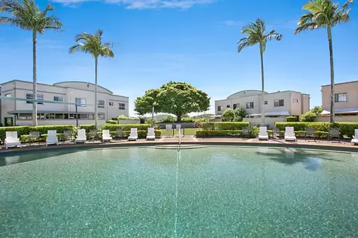 95 'Lake Hills' 117 Palm Meadows Drive, Carrara Sold by Queensland Sotheby's International Realty